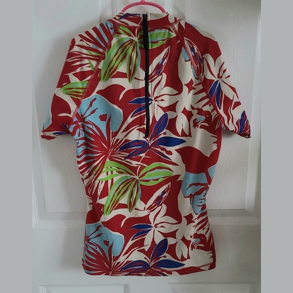 J.Crew Hawaiian Print Rash Guard - Picture 5 of 5